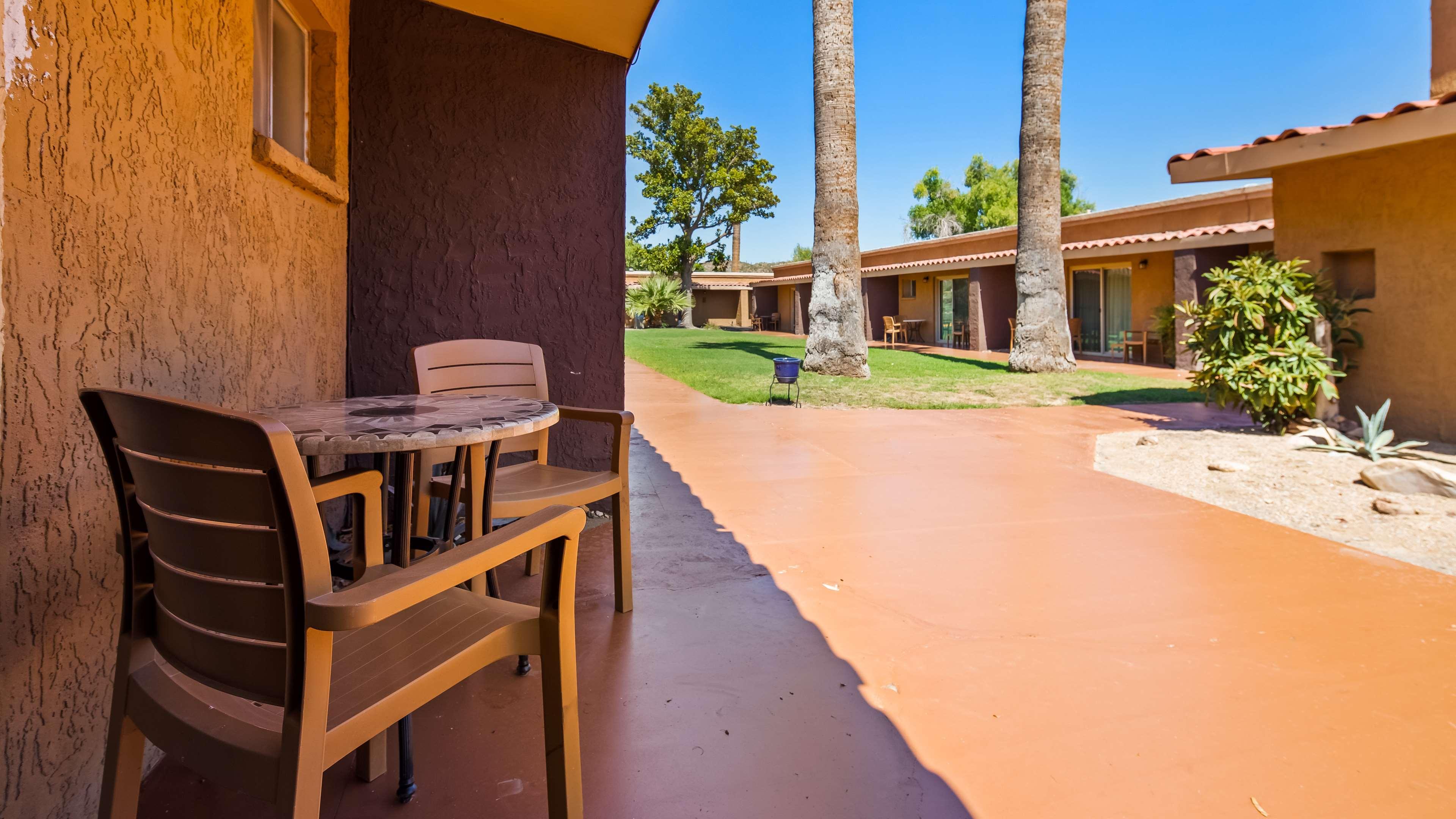 Best Western Rancho Grande Уикенбърг Екстериор снимка